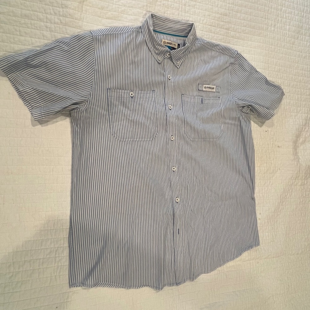 Men’s Magellan Outdoors Relaxed Fit Shirt | Size Medium | Color : Blue & White